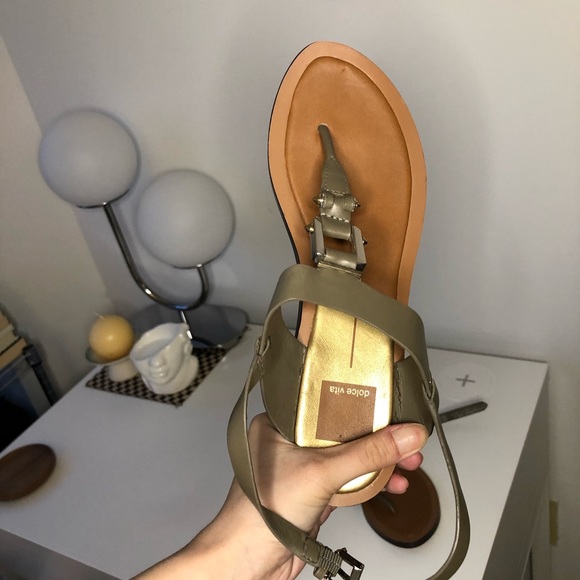 Dolce Vita Green Thong Studded Leather Sandals - Picture 3 of 6